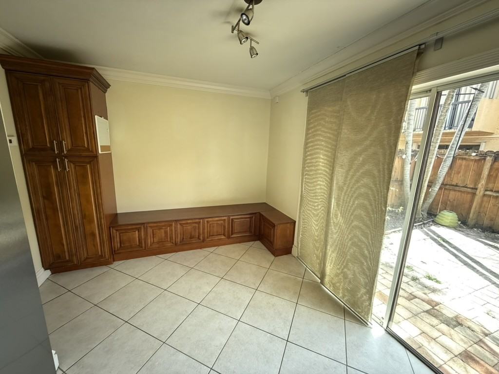 10175 Sw 77th Ct #10175 - Photo 2 of 20