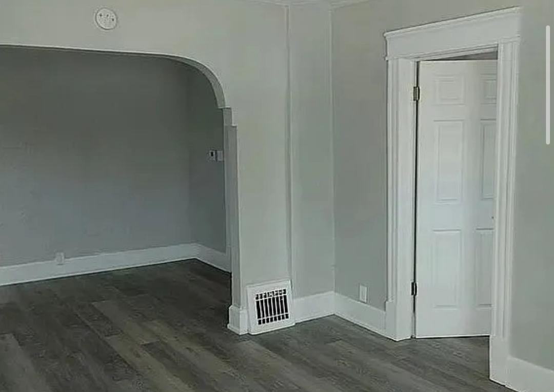 3217 Caledonia St #NA - Photo 3 of 7