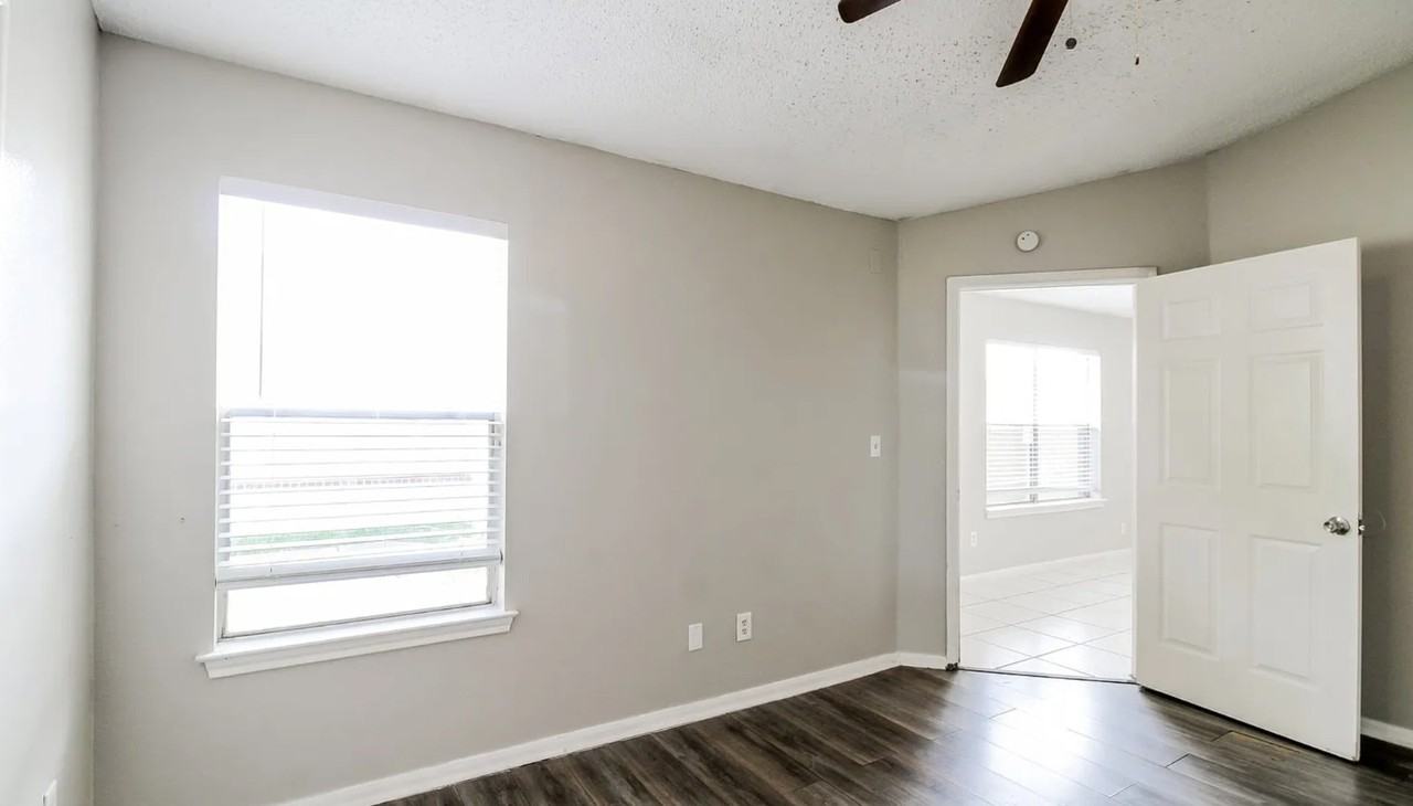 15739 Ridgegate Rd #NA - Photo 6 of 13