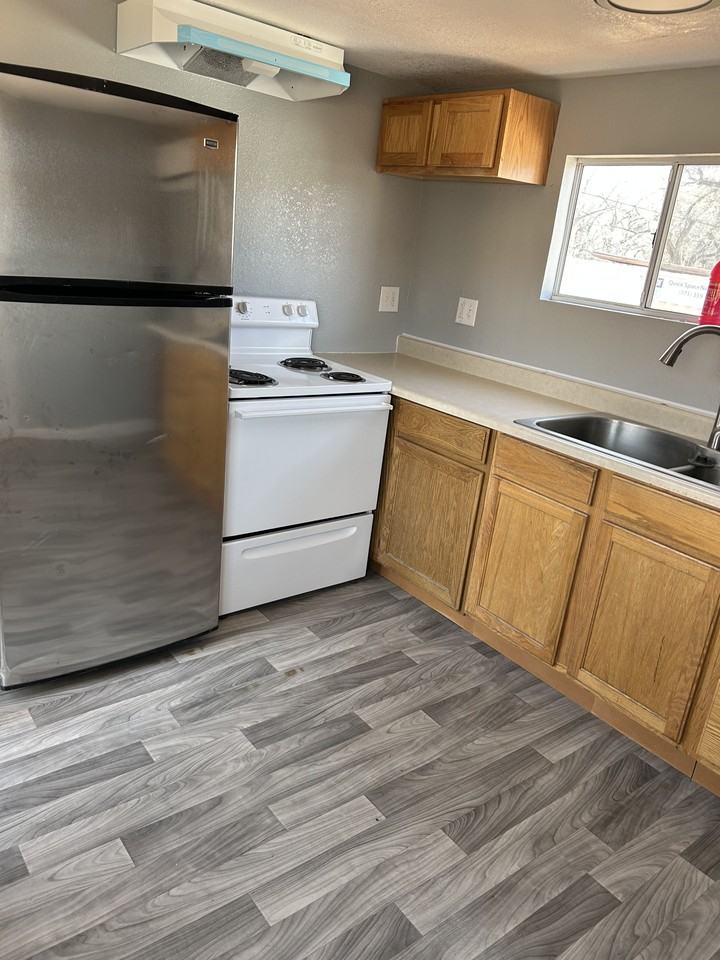 1740 Murphy Ln #NA - Photo 5 of 18