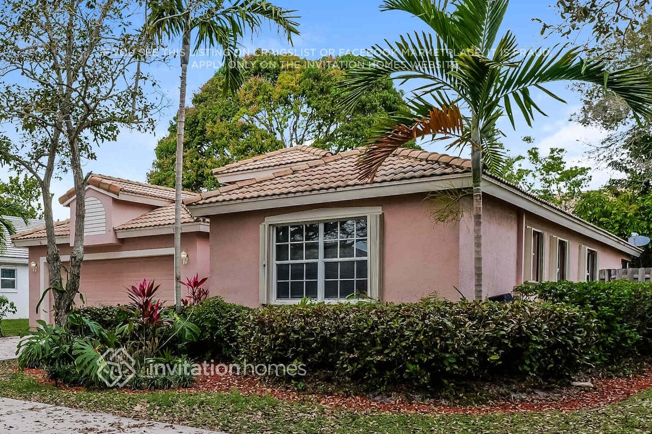 3935 Majestic Palm Way - Photo 2 of 17