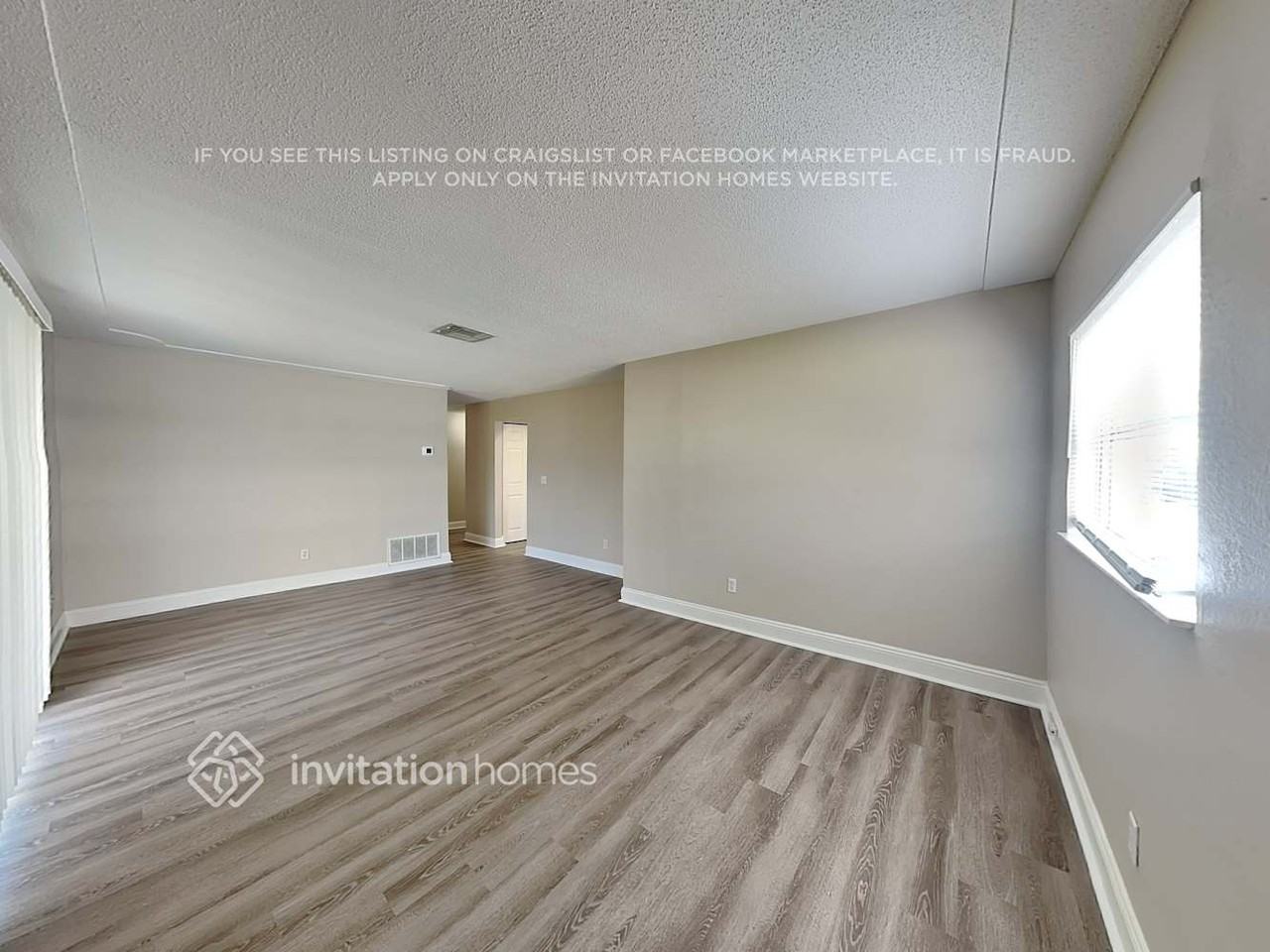 2240 Kansas St - Photo 3 of 19