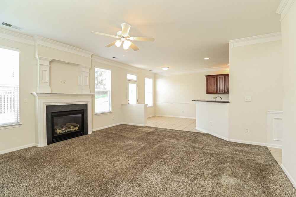 6908 Sequoia Hills Dr - Photo 6 of 17