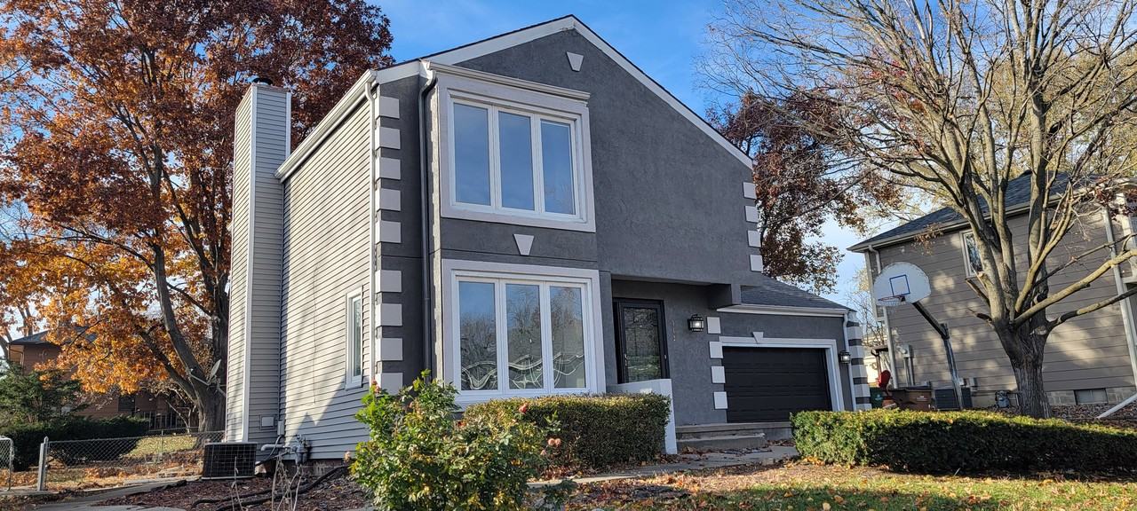 312 38th Street - Photo 2 of 19