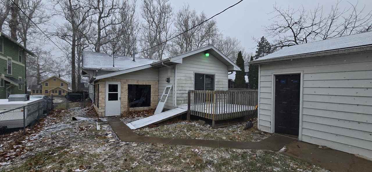 1420 Thompson Avenue - Photo 2 of 24