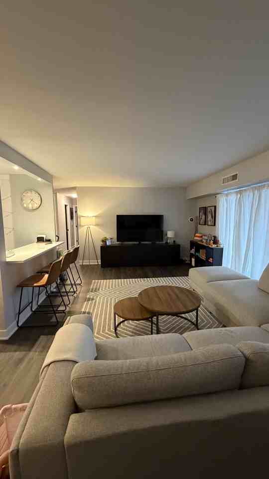 1505 East Central Road #310B - Photo 4 of 8