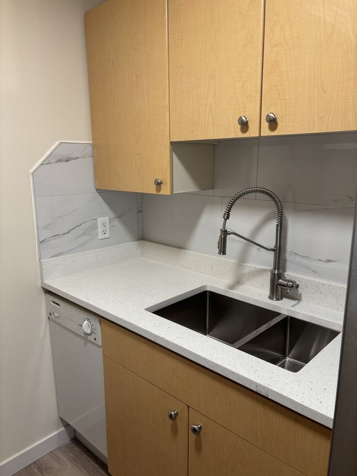 1811 Adanac Street #212 - Photo 3 of 18