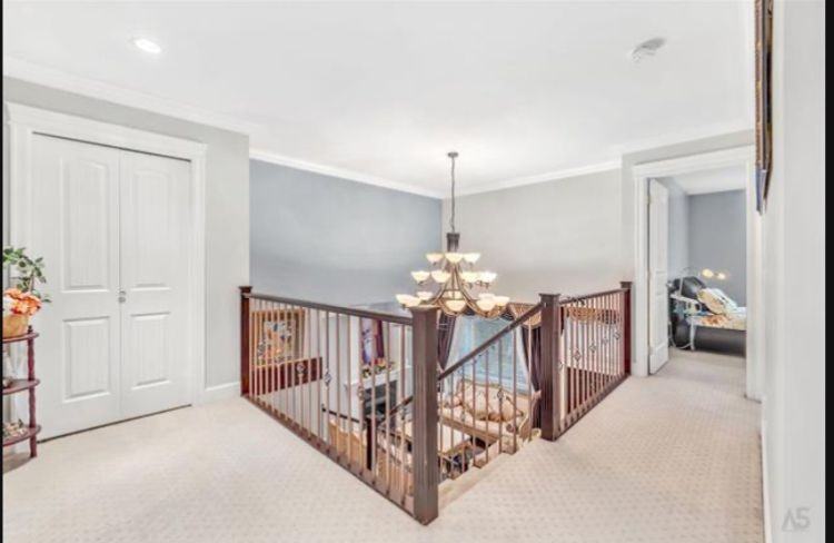 14086 68 Avenue #4 Bedroom - Photo 7 of 10