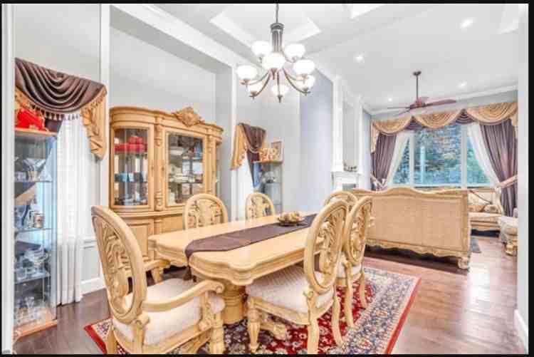 14086 68 Avenue #4 Bedroom - Photo 4 of 10