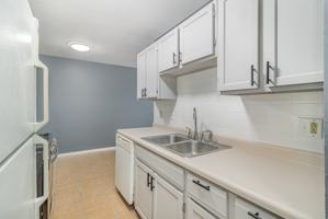 featured image of 5305 Russell Ave N #206
