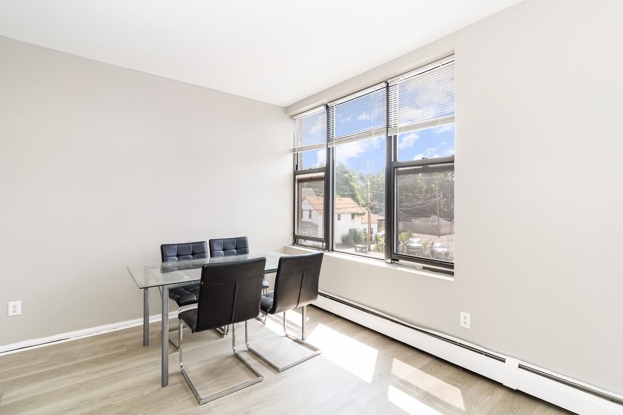 904 Rice St #212 - Photo 2 of 17