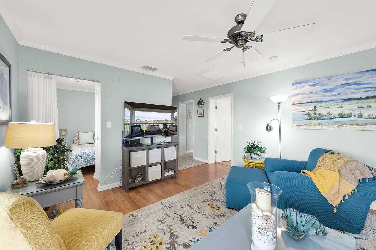 Seahorse Dr #H - Photo 6 of 35