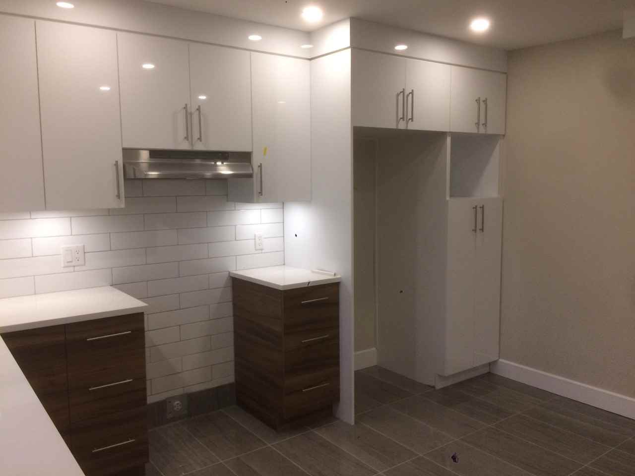 482 Av Fothergill - Photo 2 of 12