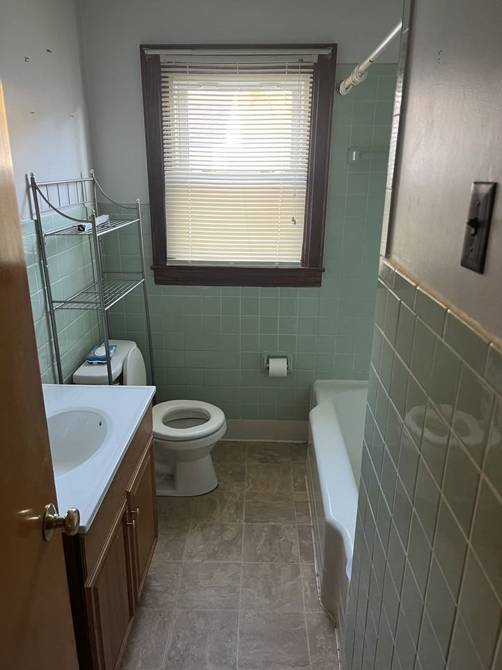 754 Campbells Creek Dr #1 - Photo 7 of 10