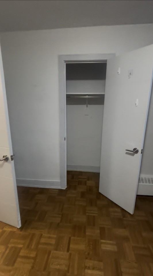 225 Davisville Ave - Photo 6 of 10