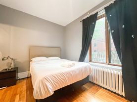 3547 Rue Durocher #7 - Photo 1 of 1