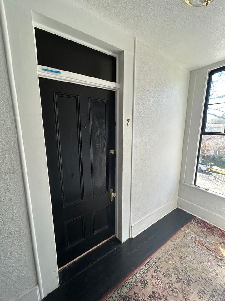 703 Salem St #7 - Photo 6 of 12