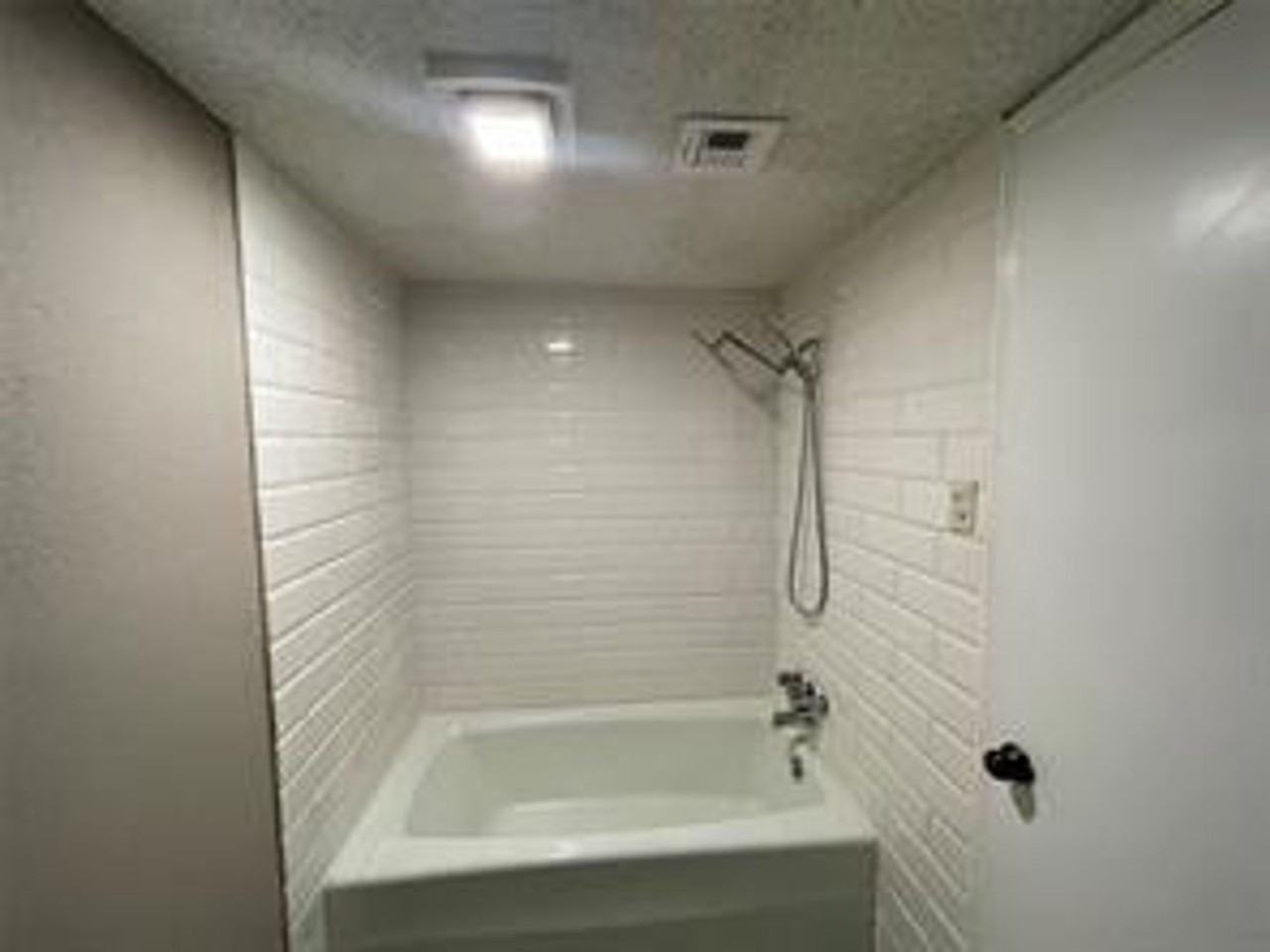 12019 Willow Ln - Photo 6 of 9