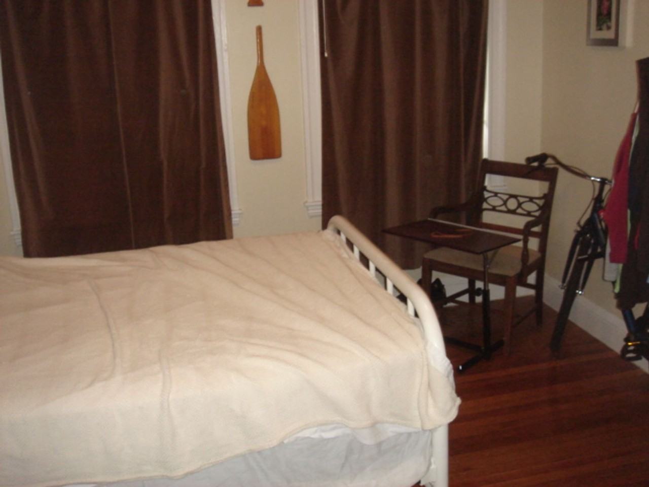 1121 Commonwealth Ave - Photo 2 of 5