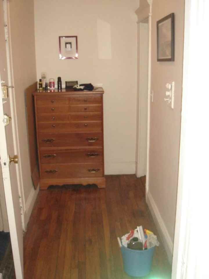 233 Kelton St - Photo 3 of 5