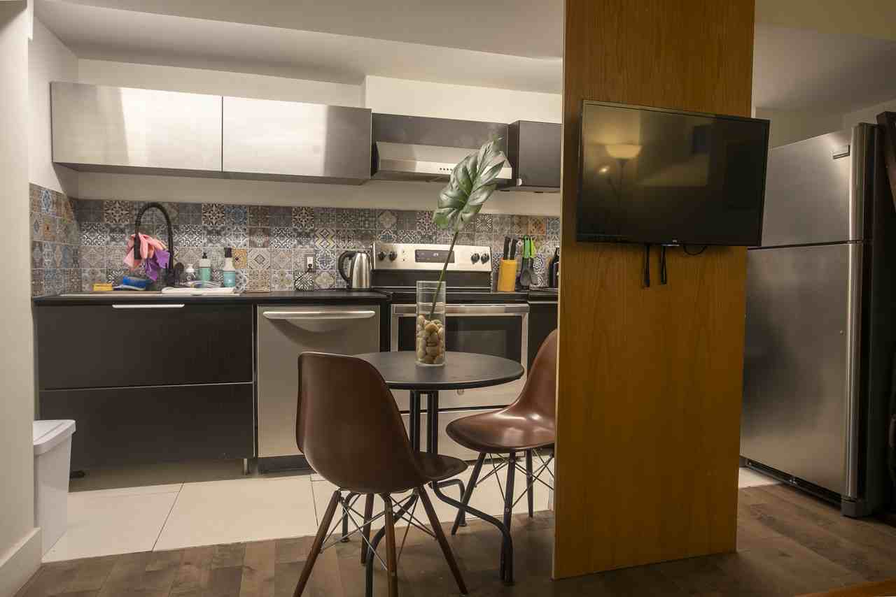 110 Barton Street East - Photo 5 of 11