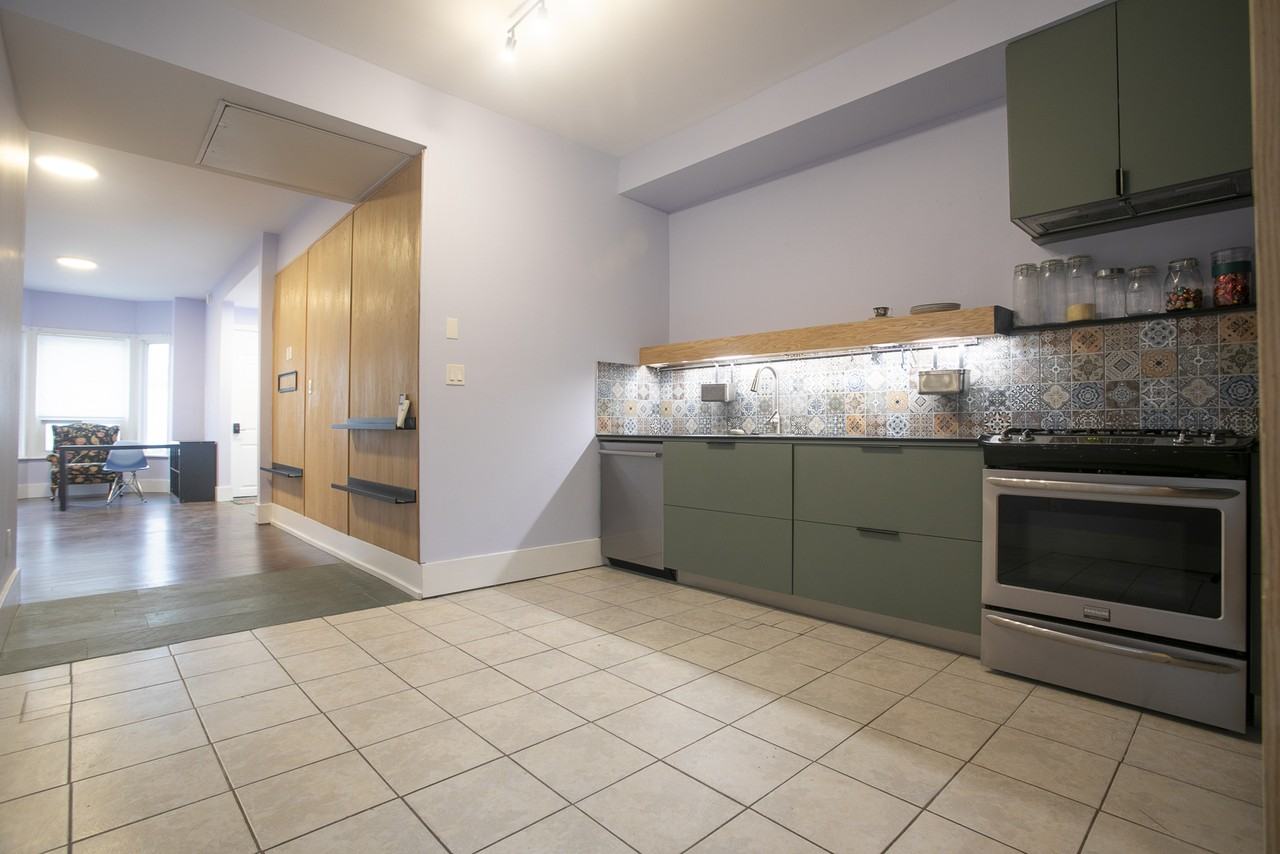 110 Barton Street East - Photo 3 of 17