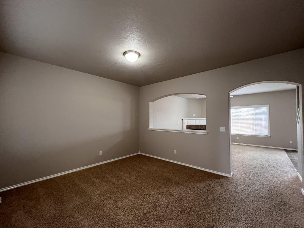 5708 S Kimmer Cove Way - Photo 3 of 19