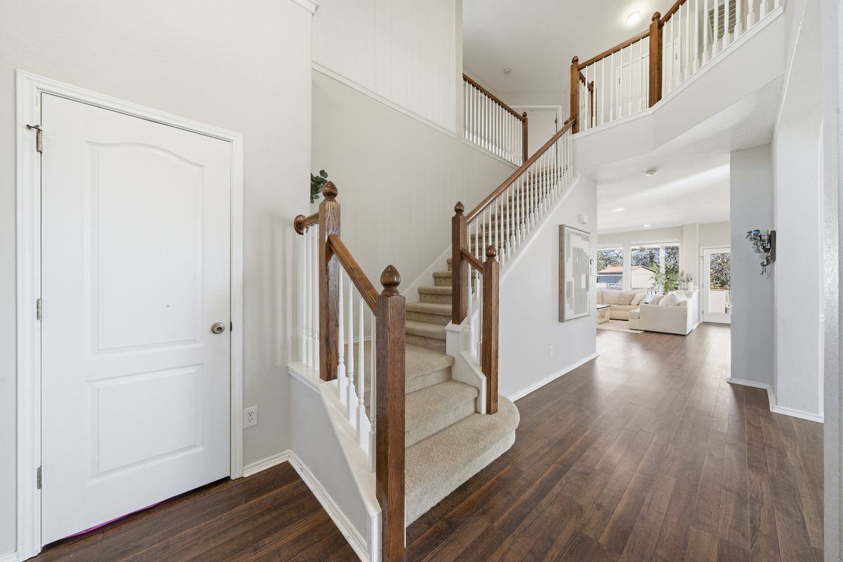 6214 Ozona Ml - Photo 2 of 40