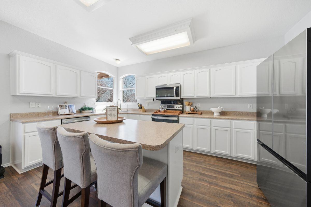 6214 Ozona Ml - Photo 6 of 40