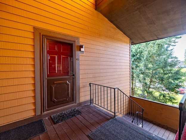 489 Idlewood Blvd - Photo 2 of 23