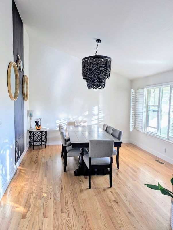 24 Barcelona Ct - Photo 4 of 26