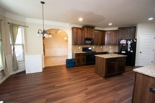 250 Sylvan Loop - Photo 5 of 18