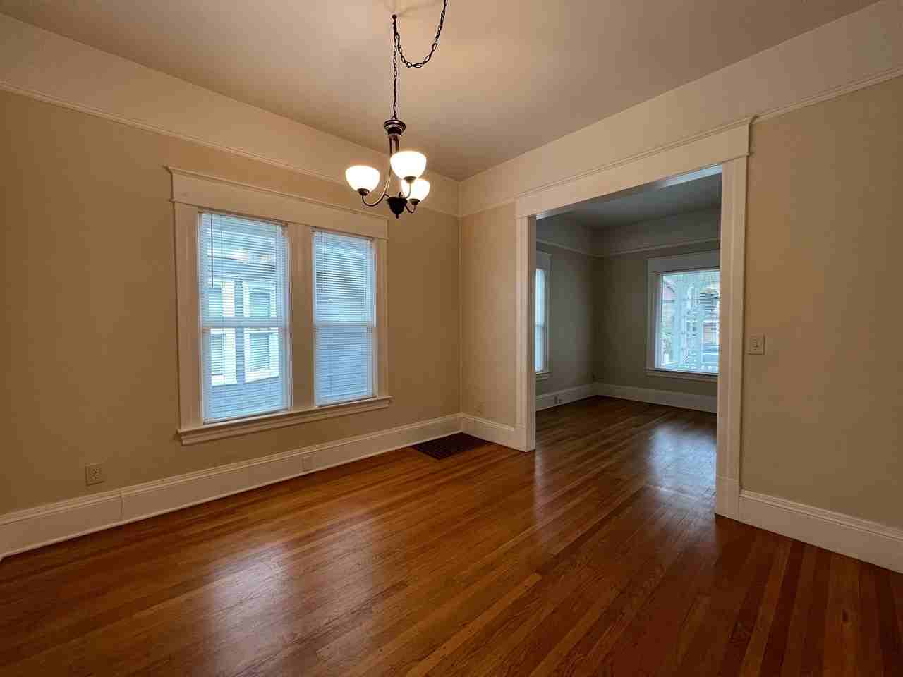5511 Brooklyn Ave Ne #8796733 - Photo 5 of 33