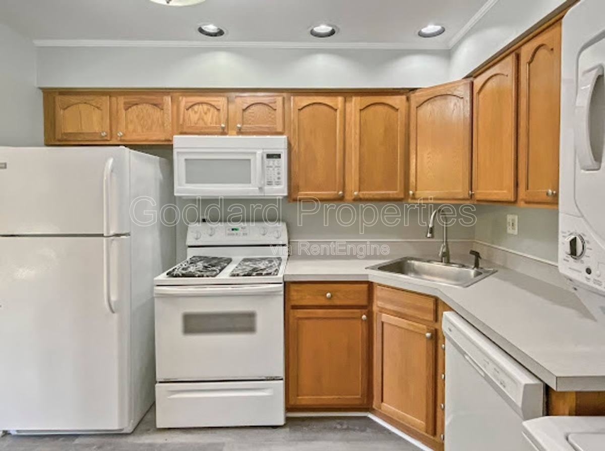 479 Moores Mill Rd #4 - Photo 2 of 10