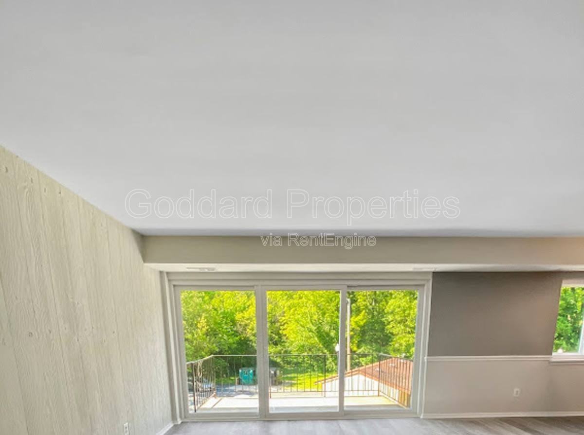 479 Moores Mill Rd #4 - Photo 3 of 10