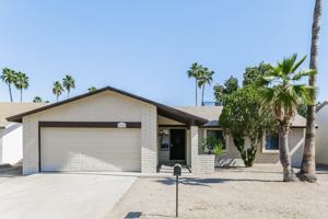 featured image of 10308 W Calle Del Oro
