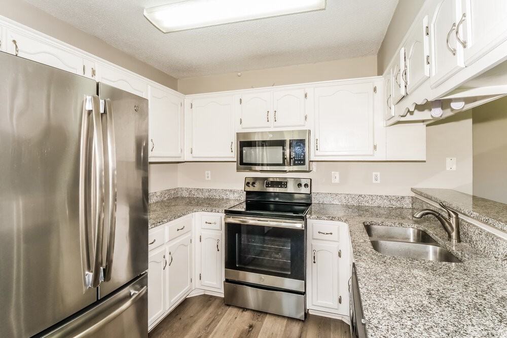 7550 Roundleaf Dr - Photo 7 of 16