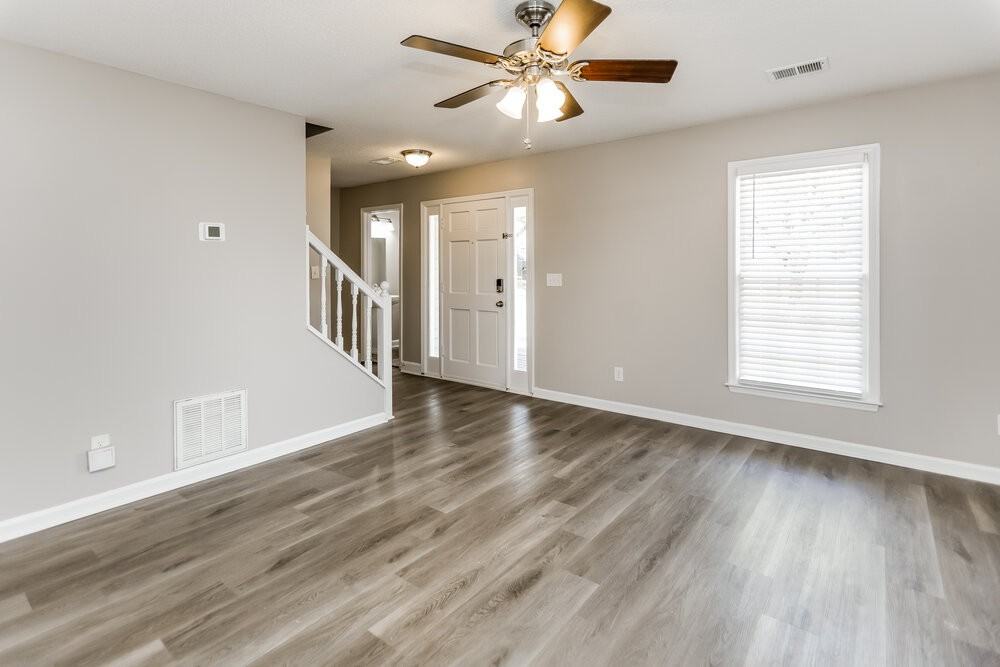 5196 Olde Mill Dr Ne - Photo 6 of 17