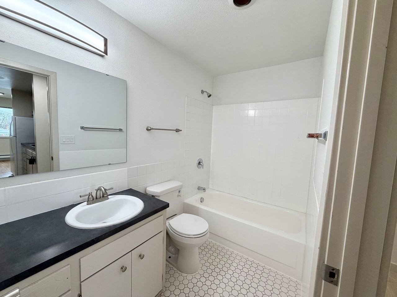 Harbor Town - Photo 7 of 10