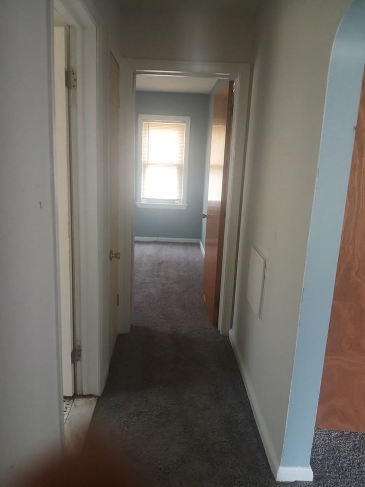 19694 Hull St - Photo 3 of 12