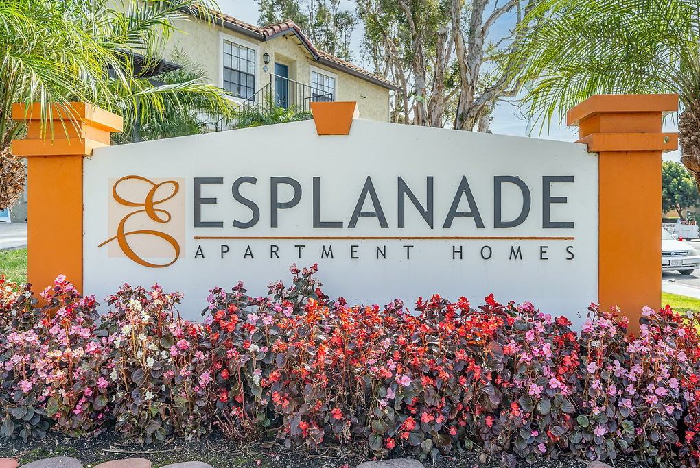 Esplanade - Photo 5 of 32