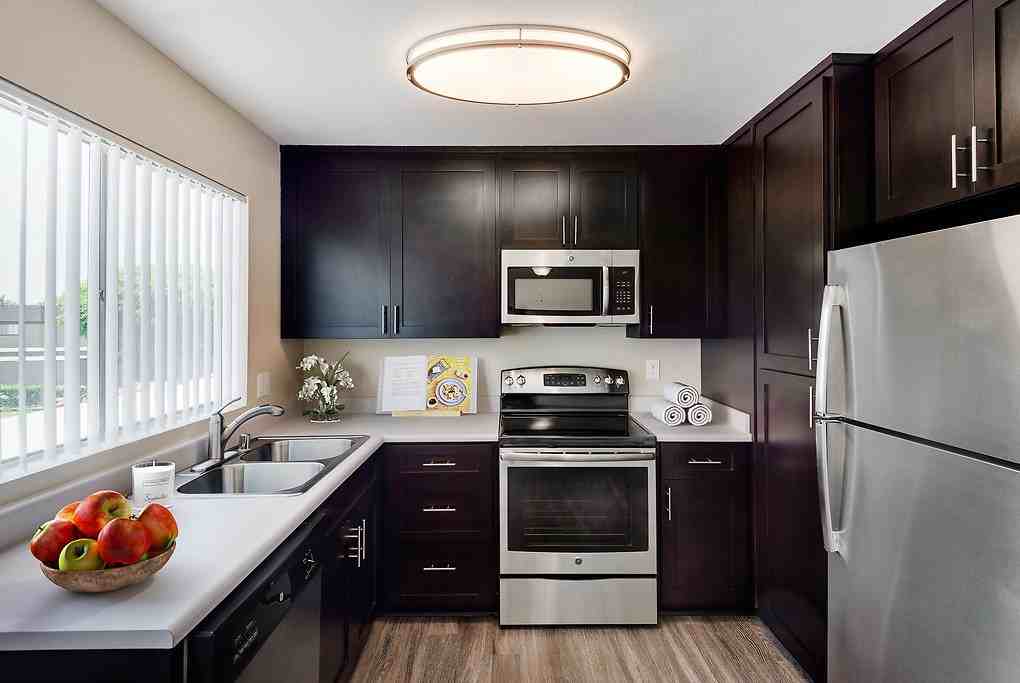 Fairhaven - Photo 7 of 28