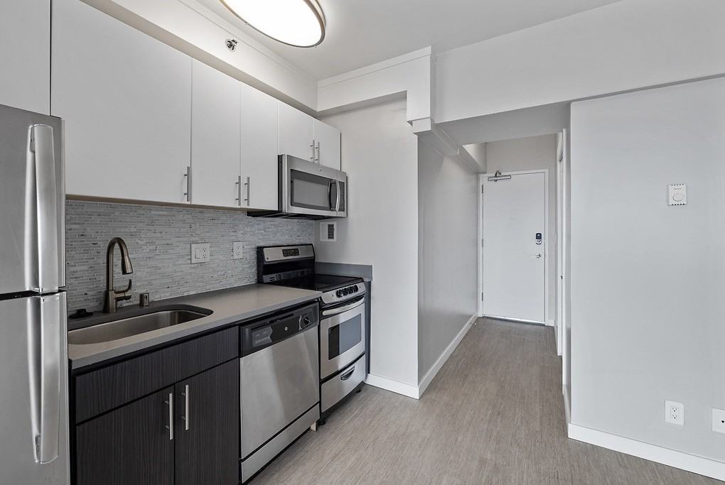 Fox Plaza - Photo 7 of 45