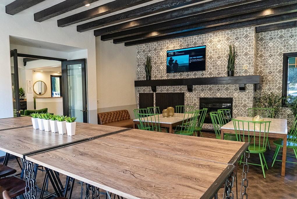 Palma Sorrento at Palm Valley - Photo 5 of 37