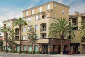 featured image of 229 E Commonwealth Ave