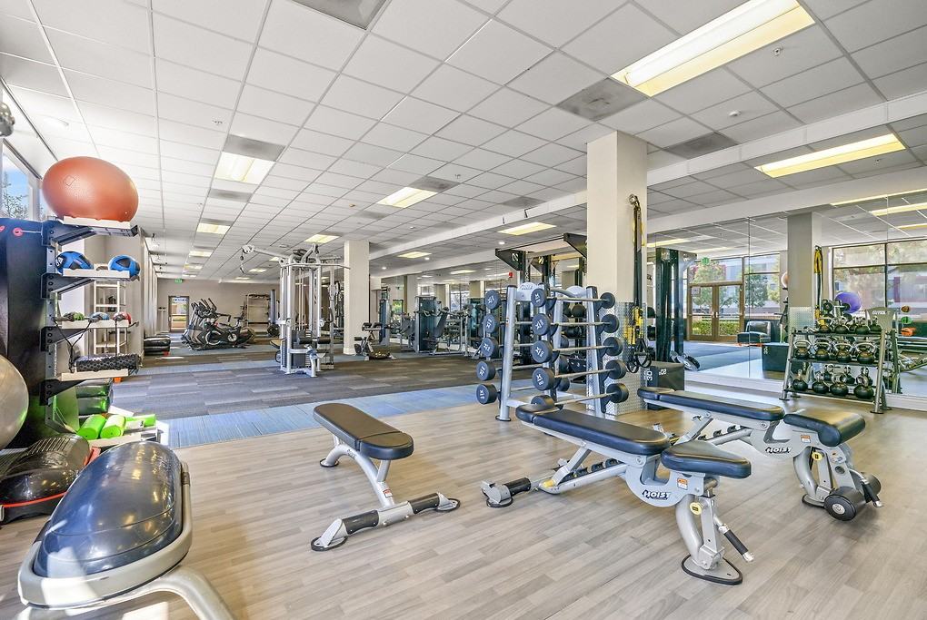 Pinnacle at MacArthur Place - Photo 2 of 43