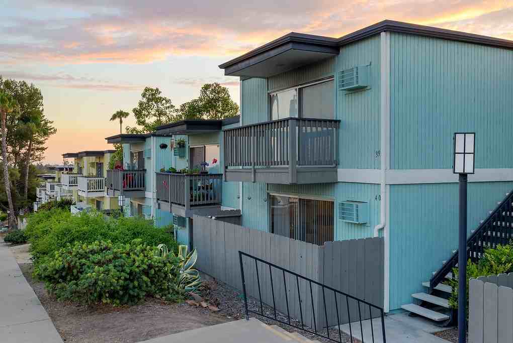 Summit Park Village - Photo 5 of 19