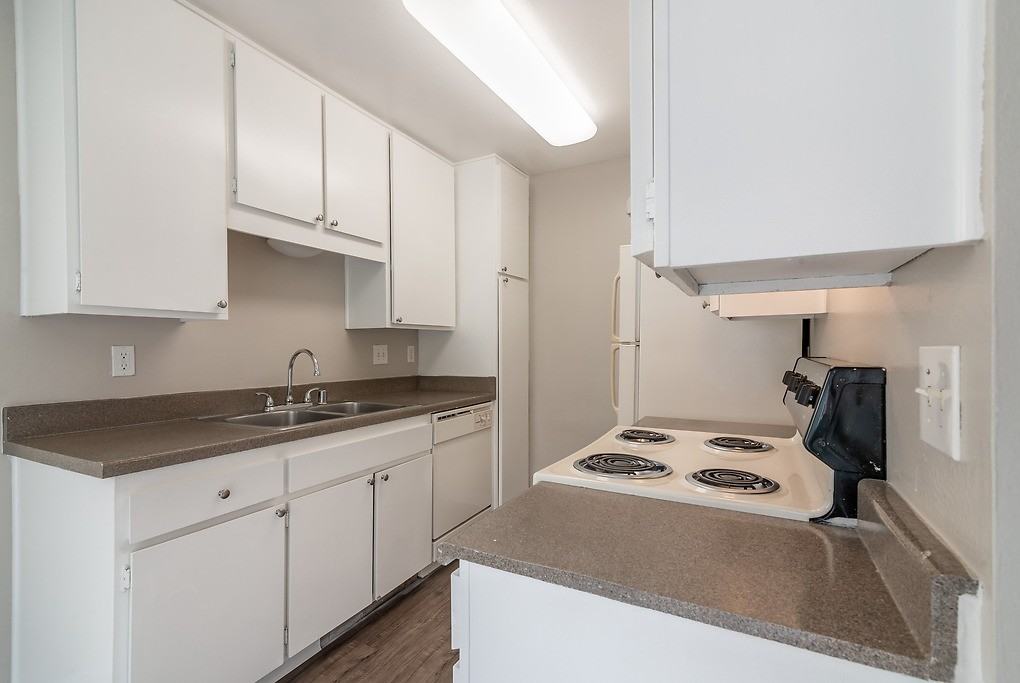 Summit Park Village - Photo 6 of 19