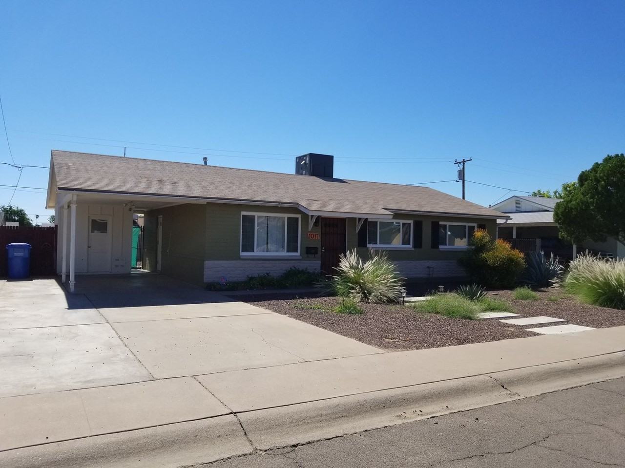 1017 E Alice Ave - Photo 2 of 26