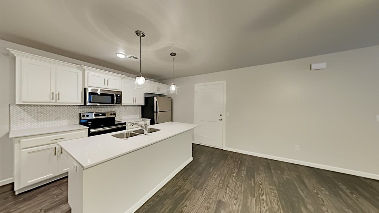 11514 Keystone Cir - Photo 4 of 19